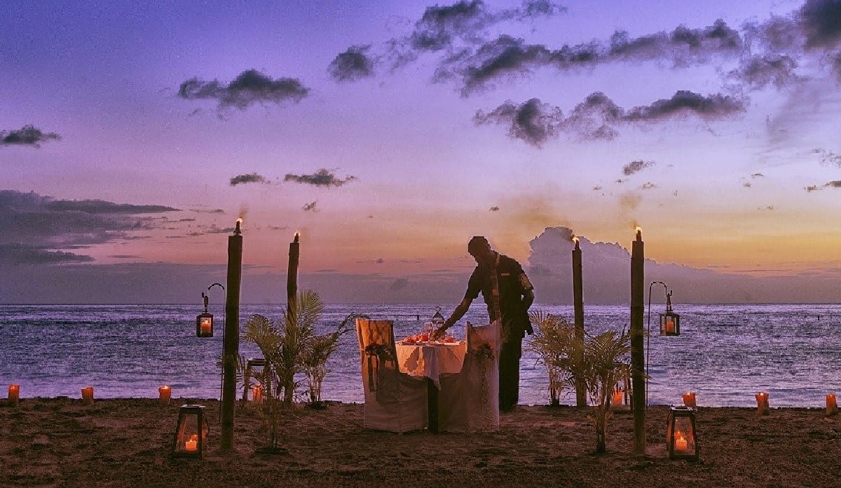 anse-chastanet-beach-night