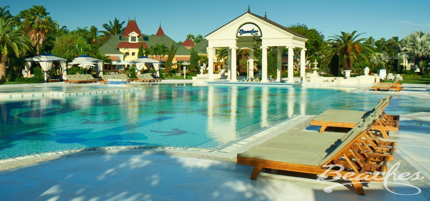beaches-turks-caicos-fv-pool