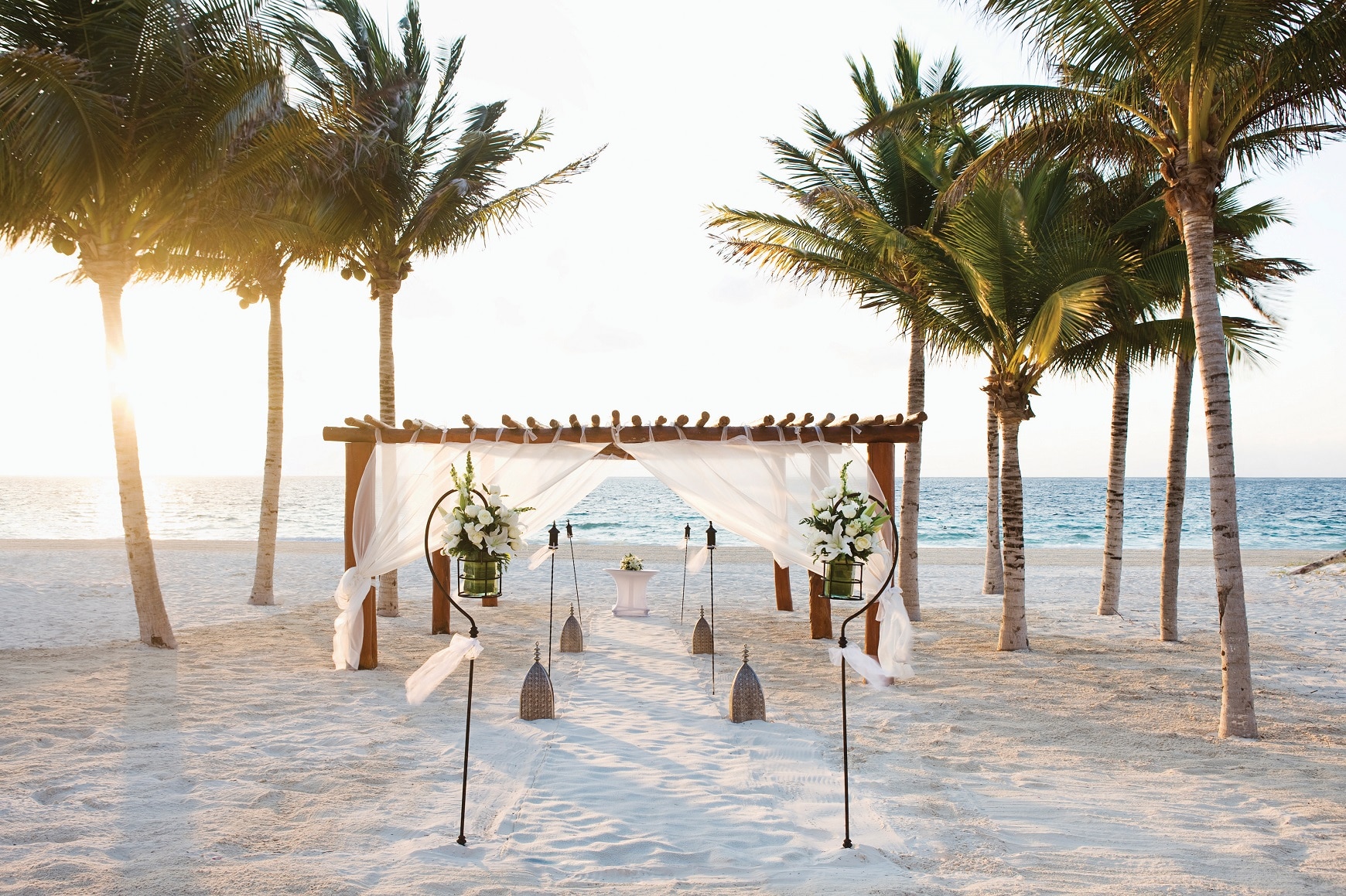 excellence-laya-mujeres-beach_wedding_gazebo_hr