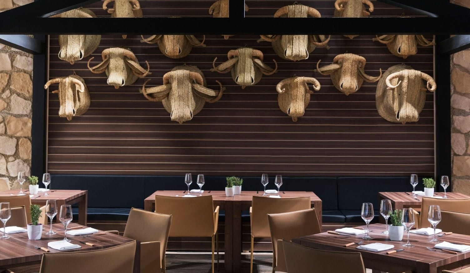 excellence-oyster-bay-grill-restaurant