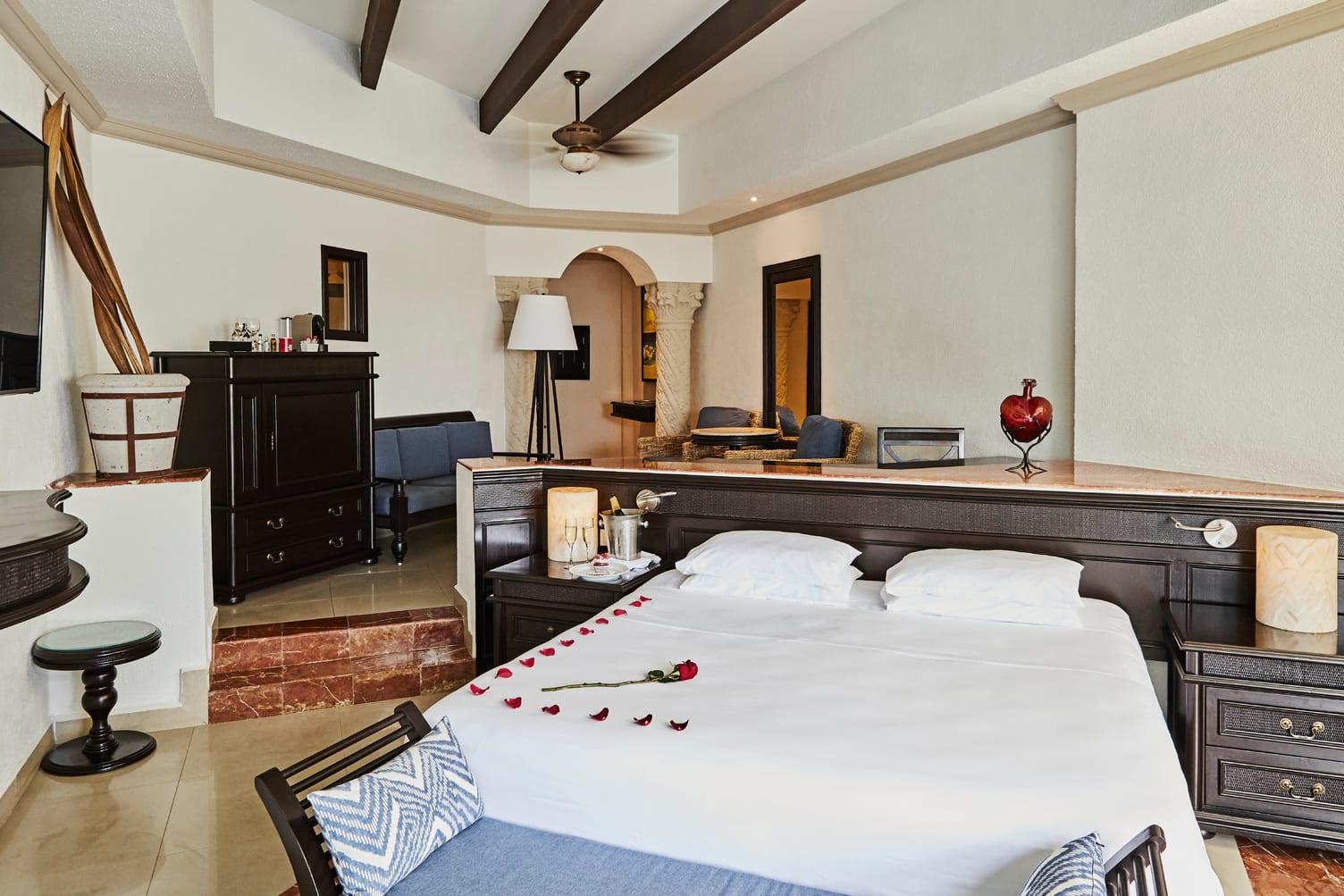 hyatt-zilara-cancun-honeymoon-suite