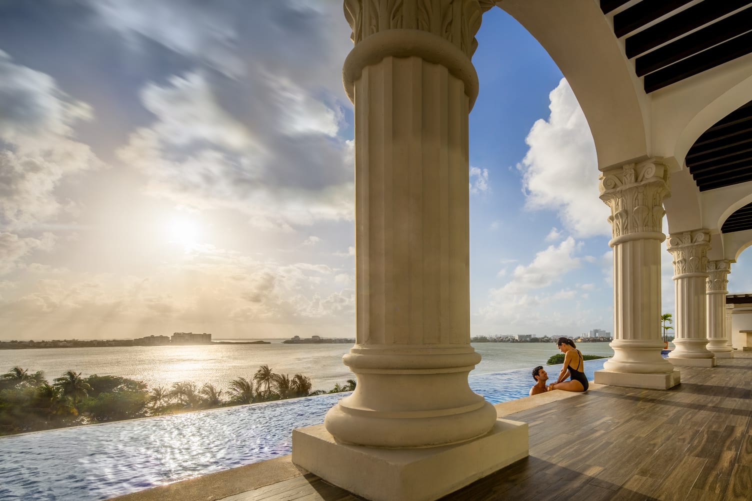 hyatt-zilara-cancun-sky-gym-lap-pool-couple