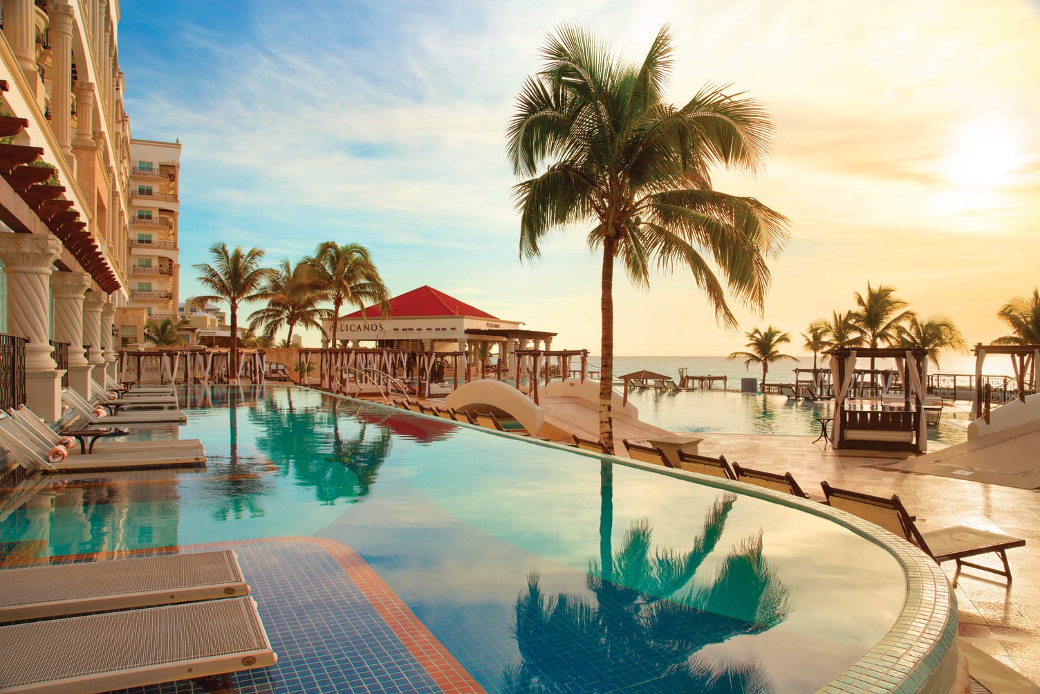 hyatt-zilara-cancun-swim-up-suites-sunset