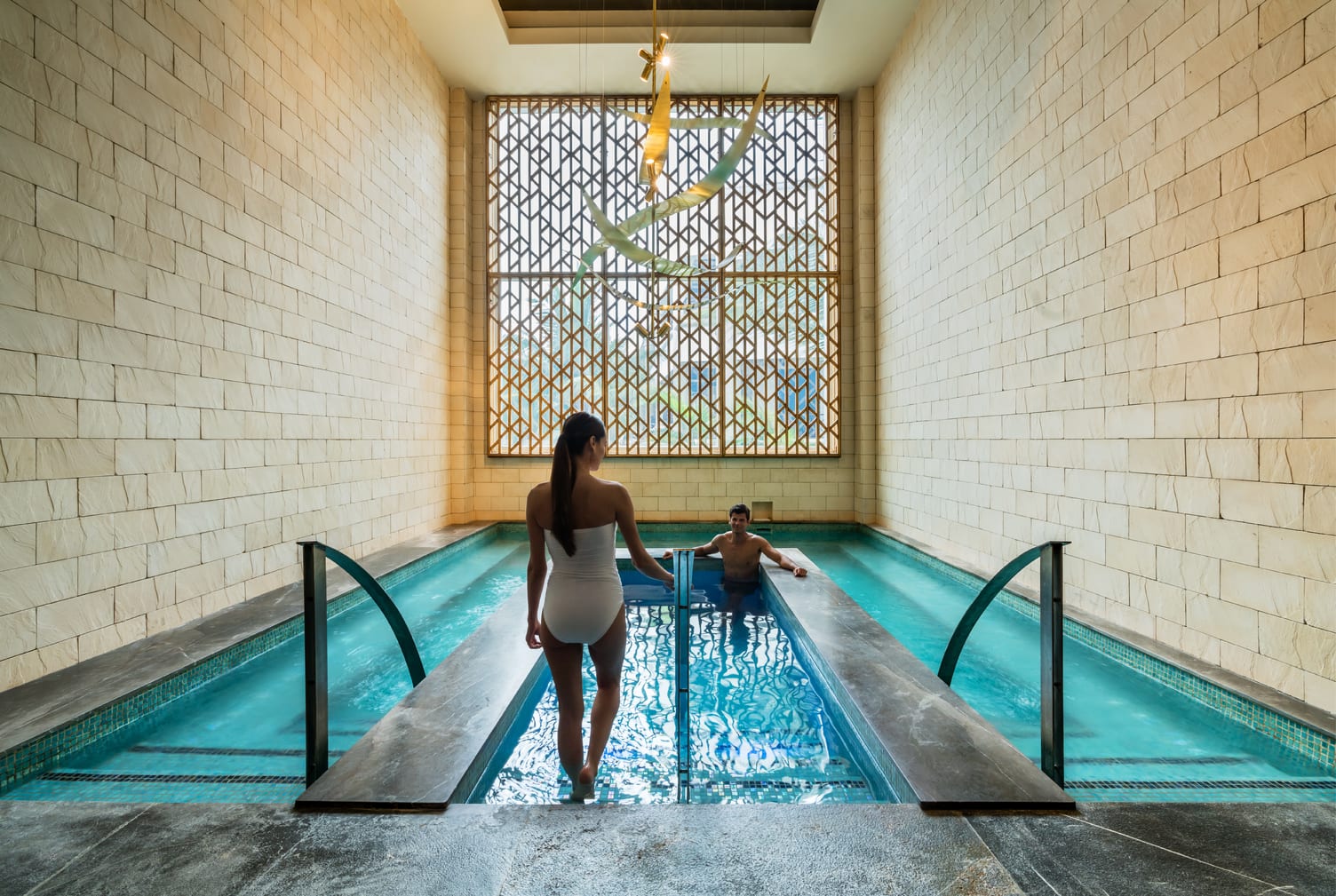 hyatt-zilara-cancun-zen-spa-hydrotherapy-hot-cold-bath-couple
