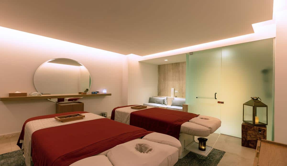 sun-palace_awe_spa_treatment_rm_07