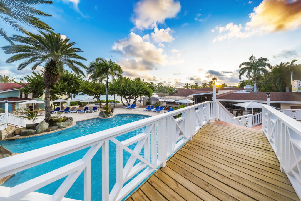 pineapple_beach_club_antigua_main_pool_