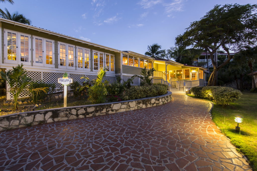 pineapple_beach_club_antigua_pineapple_grill_evening-dining