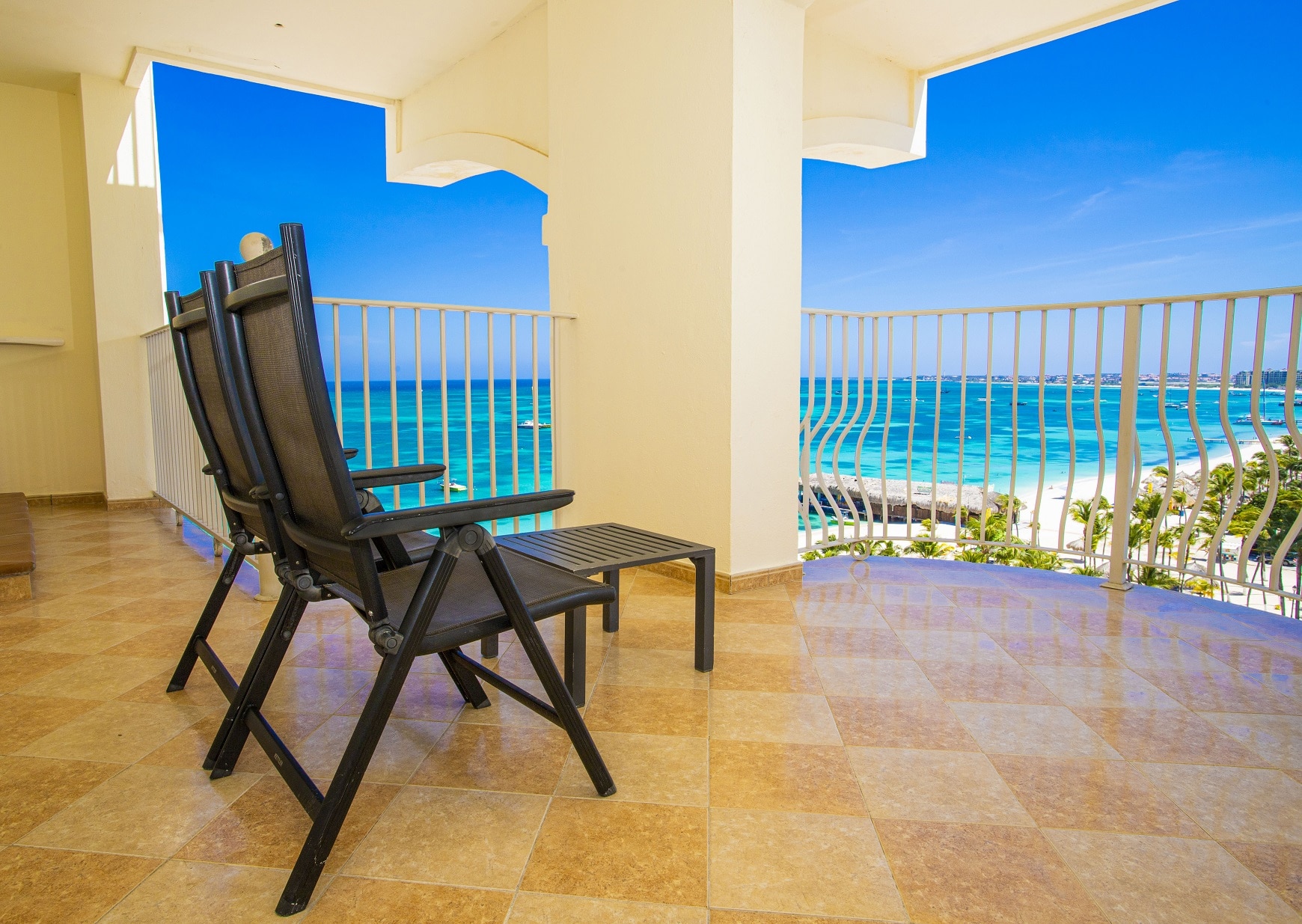 riu-palace-aruba-suite-ocean-view