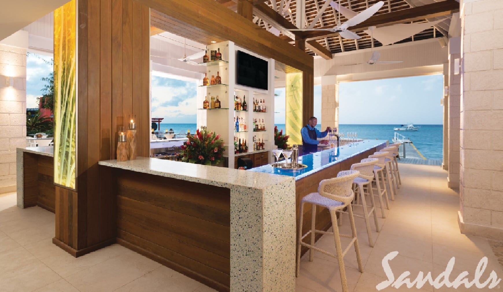 sandals-montego-bay-main-bar