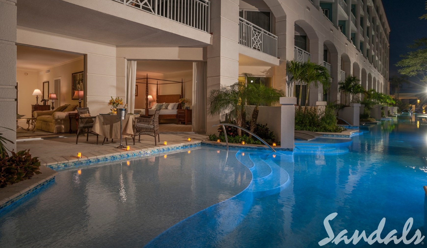 sandals-royal-bahamian-room1136_1bs_magichour_048