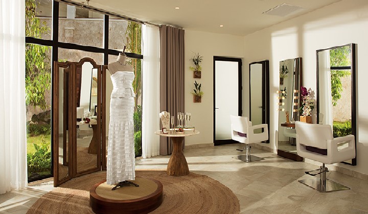 secrets-cap-cana-bridal-suite