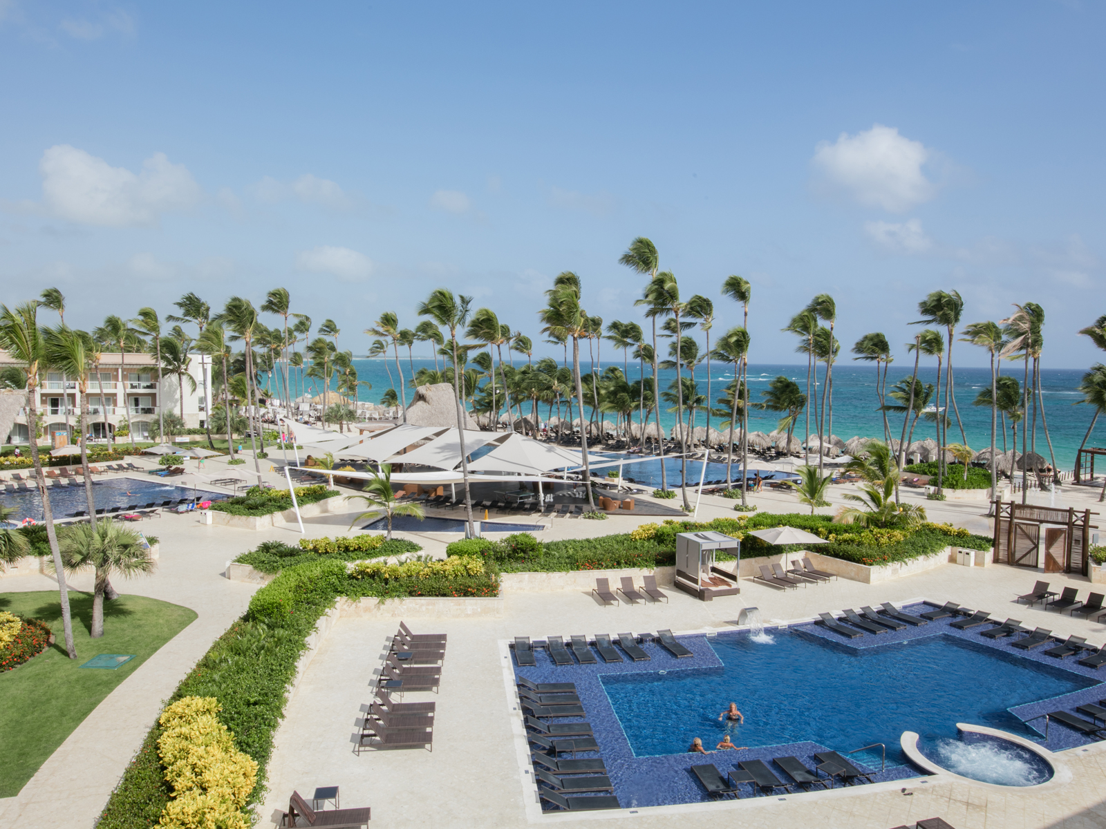 royalton-punta-cana-stay-play