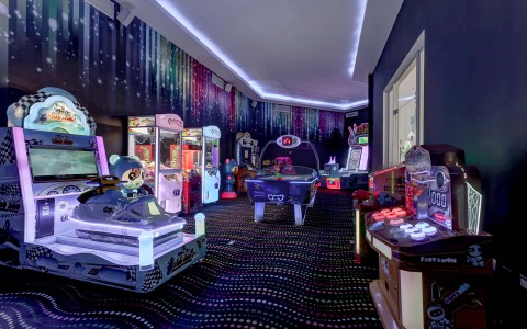 royalton-splash-punta-cana-gameroom