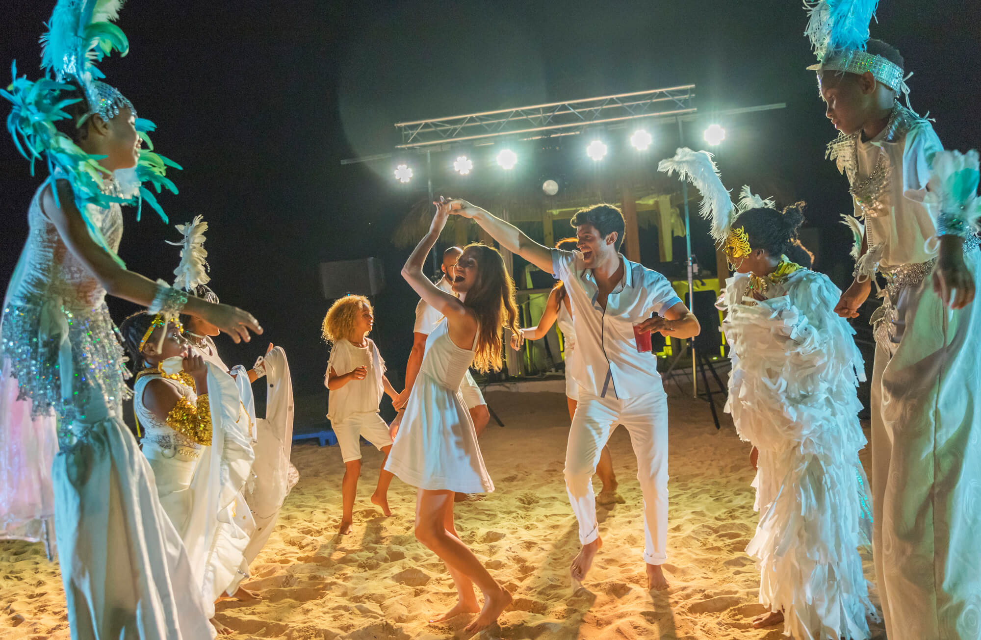 royalton-splash-punta-cana-white-party